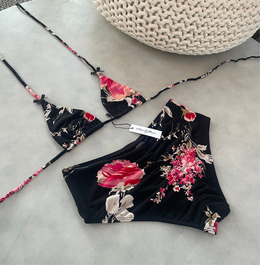 ♲ “Blush and Bloom” Cheeky Boyshorts (M)