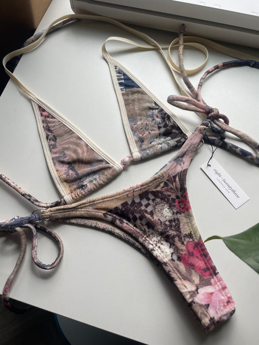 “Sundays Best” Y2K Inspired Bikini Set (S)